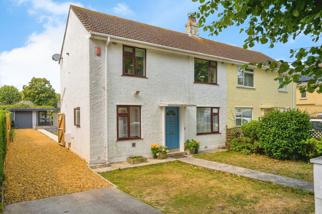Property photo 1 of 20