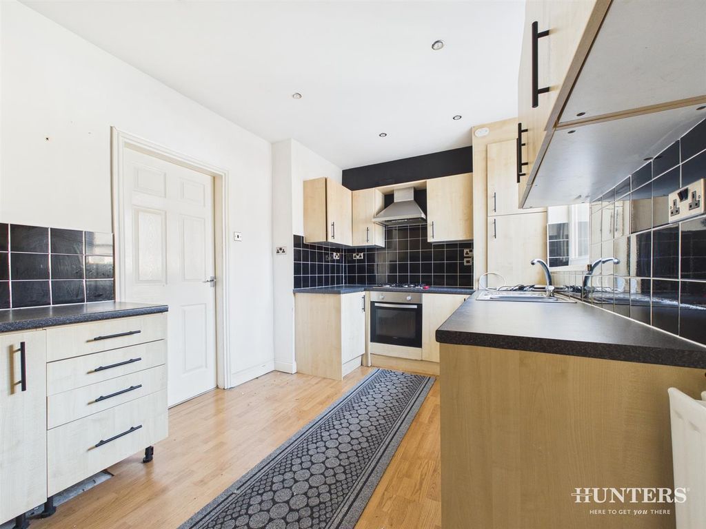 Property photo 2 of 17 Cam05287G0-Pr0165-Still002.Jpg