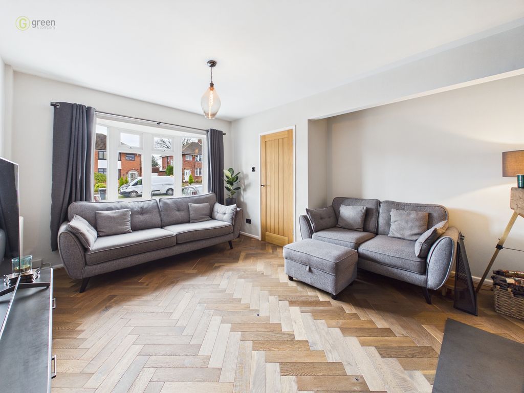 Property photo 3 of 16 Cam04914G0Pr0366Still006