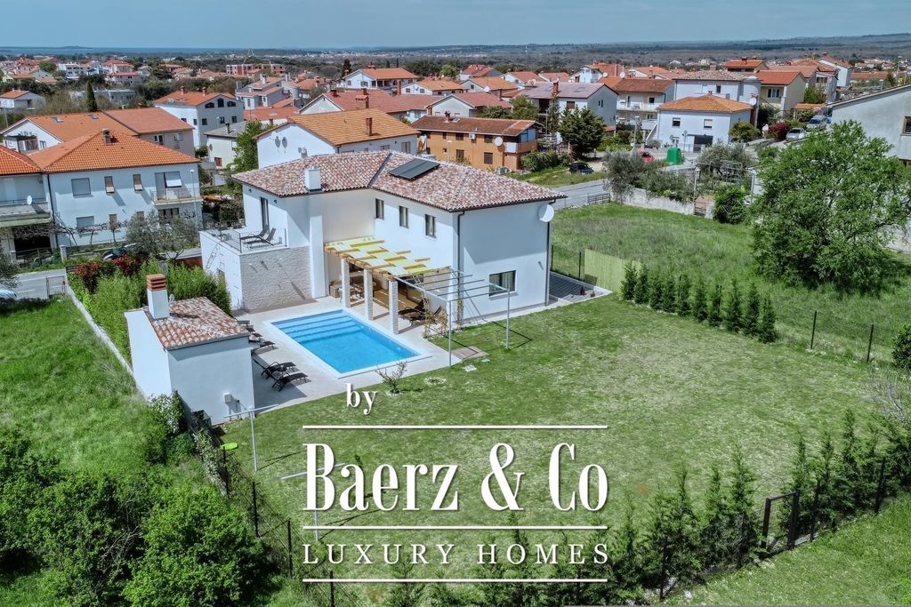 Property photo 1 of 34