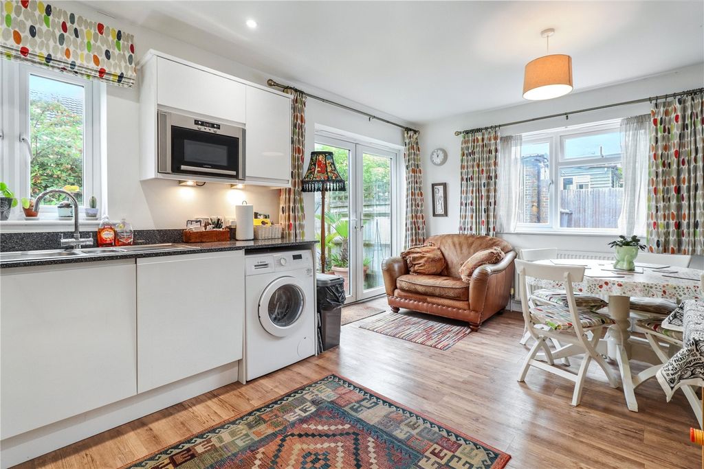 Property photo 1 of 15 Kitchen / Diner