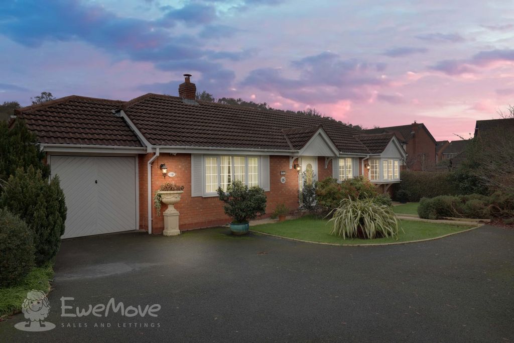 Property photo 1 of 20 Front Of Property