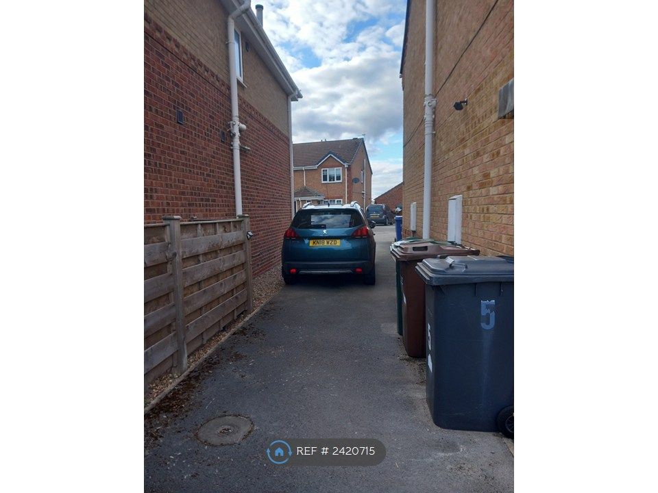 Property photo 3 of 13