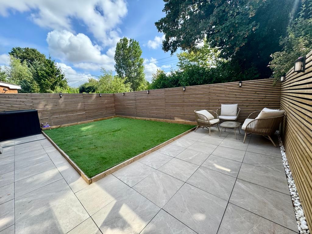Property photo 3 of 27 Rear Garden