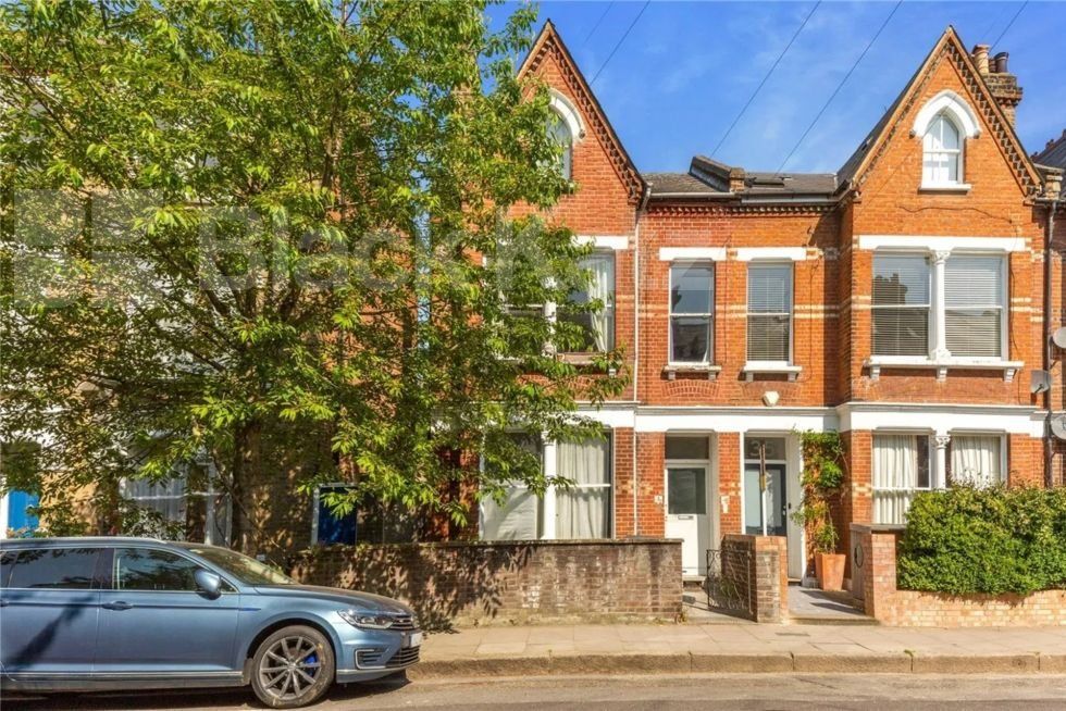 Property photo 1 of 1