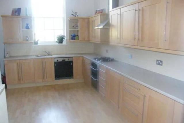 Property photo 3 of 4