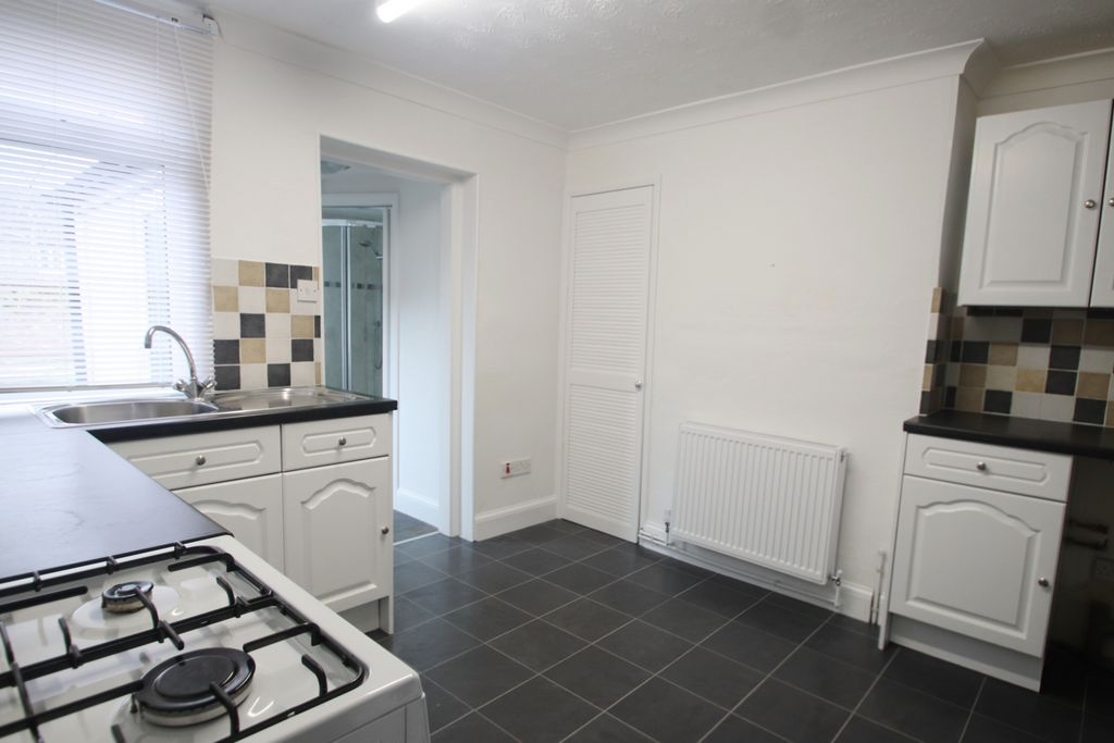 Property photo 3 of 11 Photo 6
