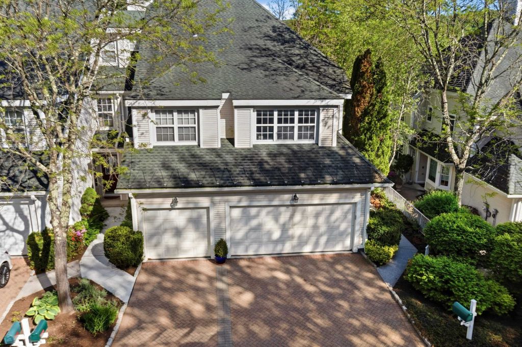 Property photo 1 of 30