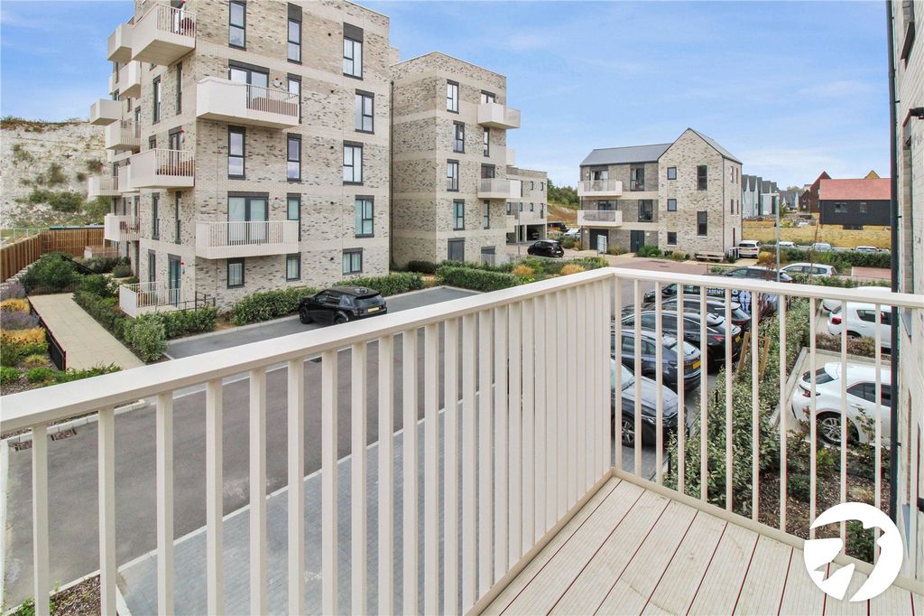 Property photo 3 of 13 Balcony