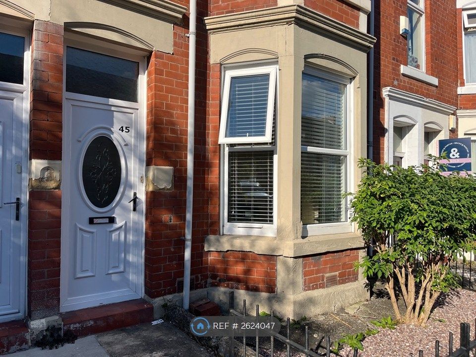 Property photo 1 of 6