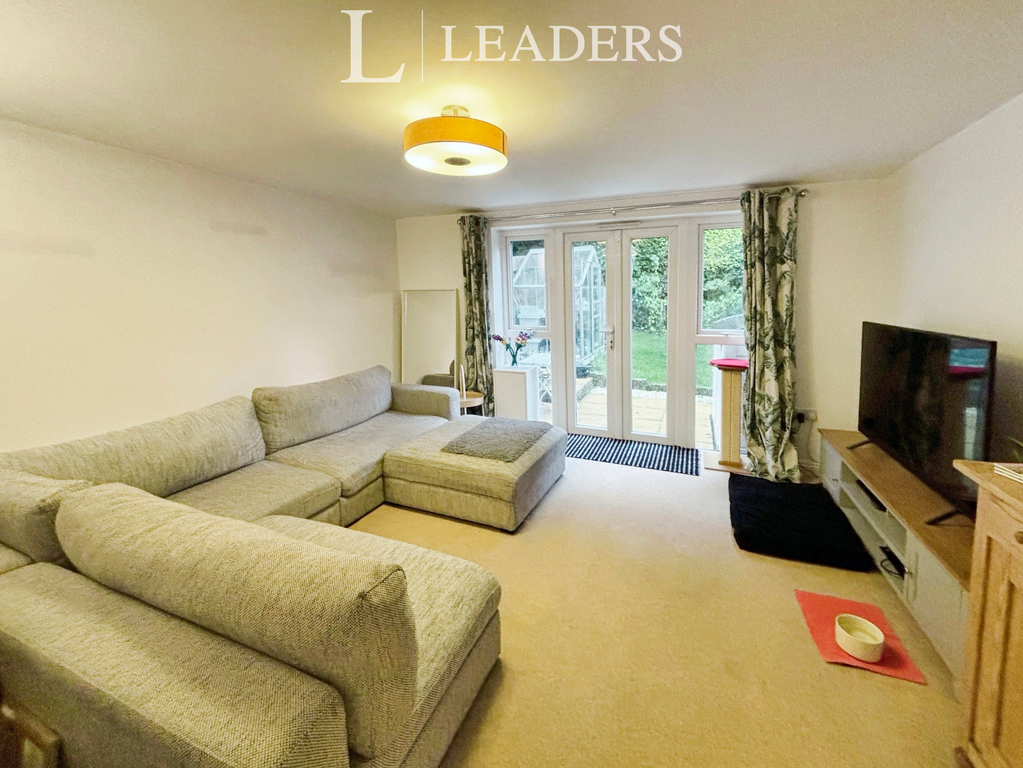 Property photo 3 of 8 74 Graces Field Livi