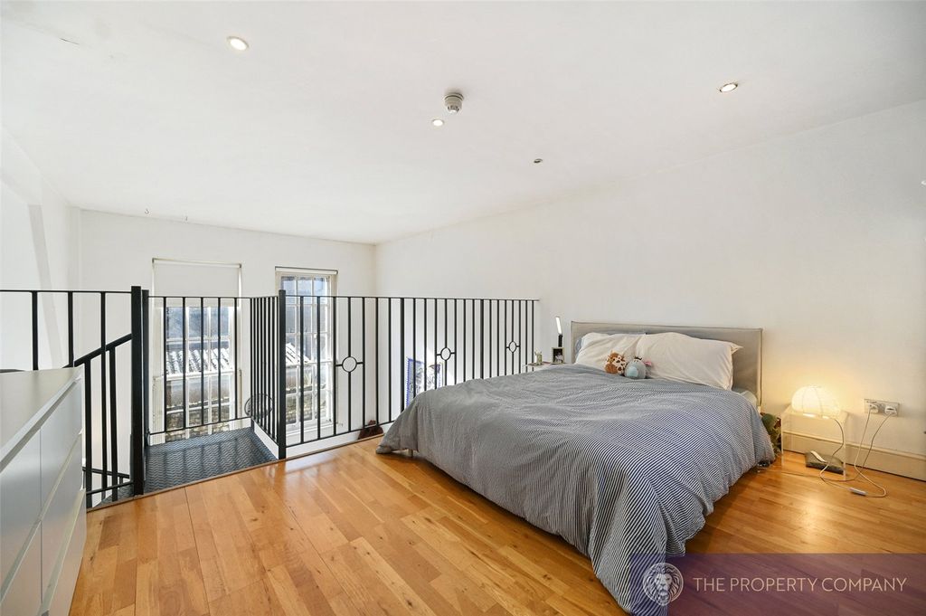 Property photo 3 of 7 Picture No. 13