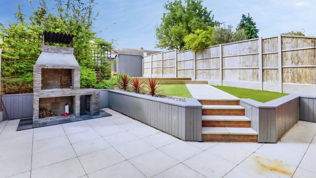 Property photo 3 of 13 Pbox-Img.Jpg