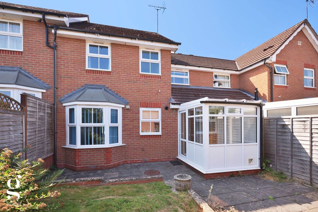 Property photo 2 of 31