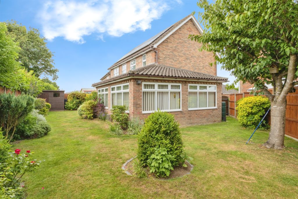 Property photo 2 of 17