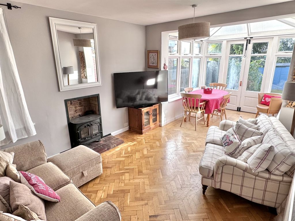 Property photo 3 of 22 Img_0500