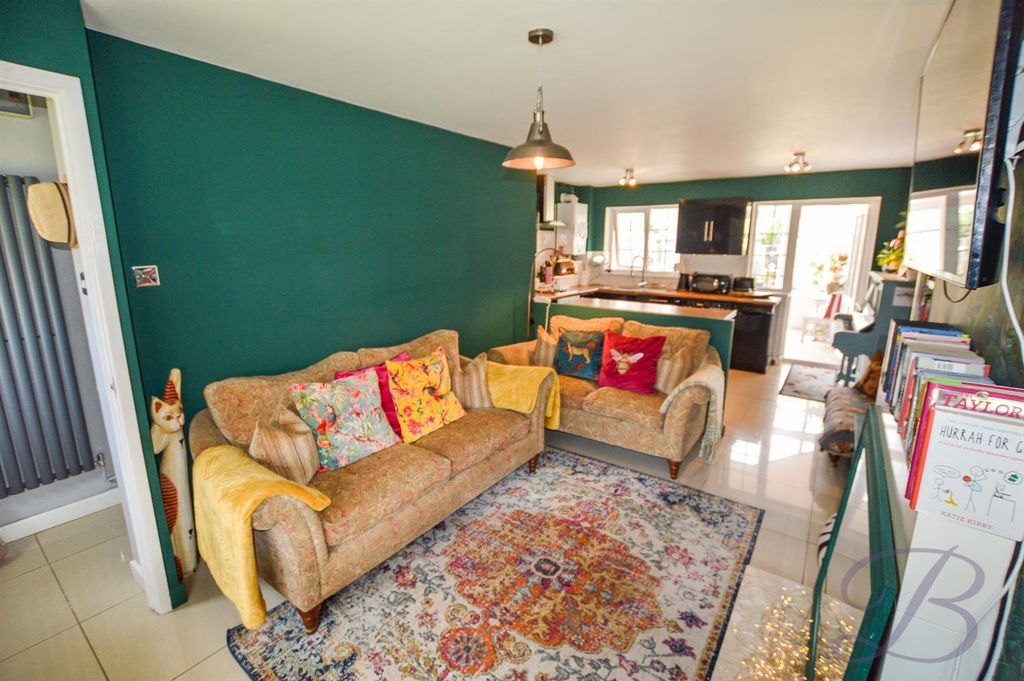 Property photo 2 of 15 Fhrfbglukkezss2i4Snxwg.Jpg