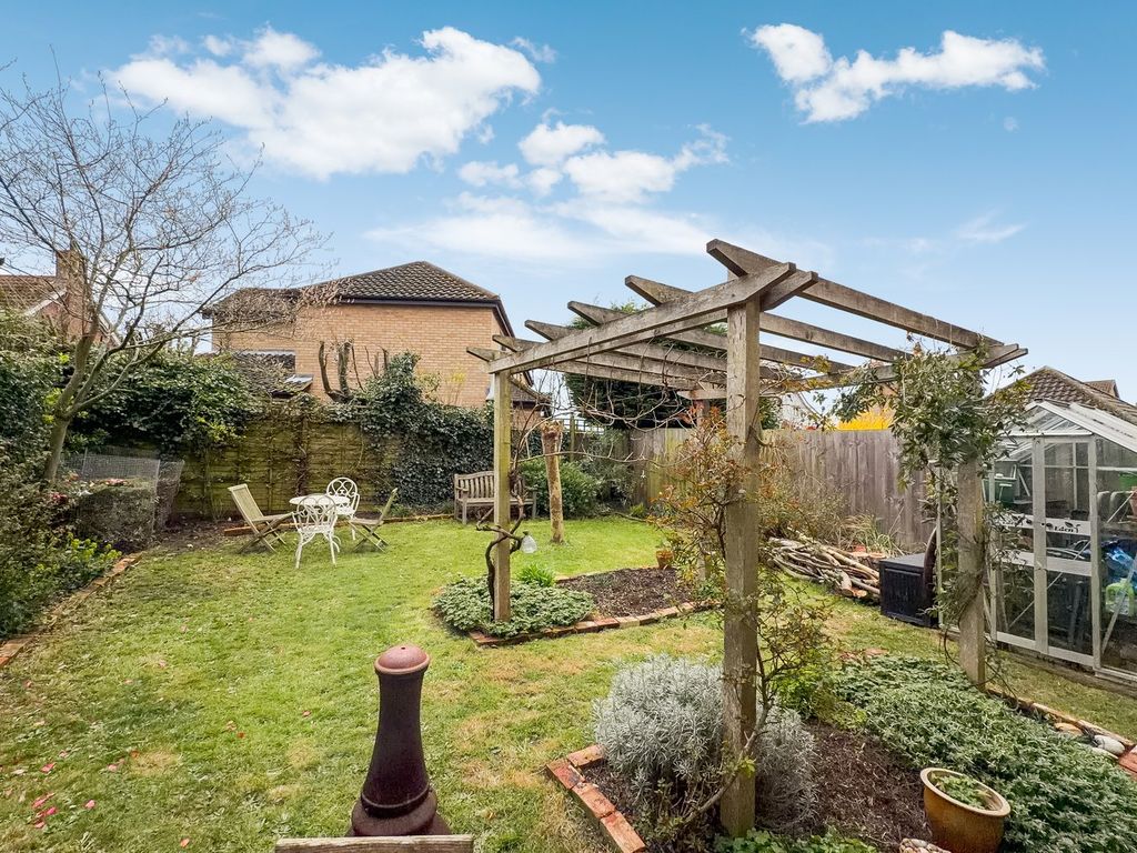 Property photo 2 of 18