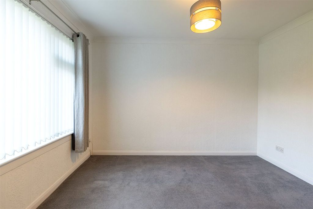 Property photo 3 of 24 Picture No. 07