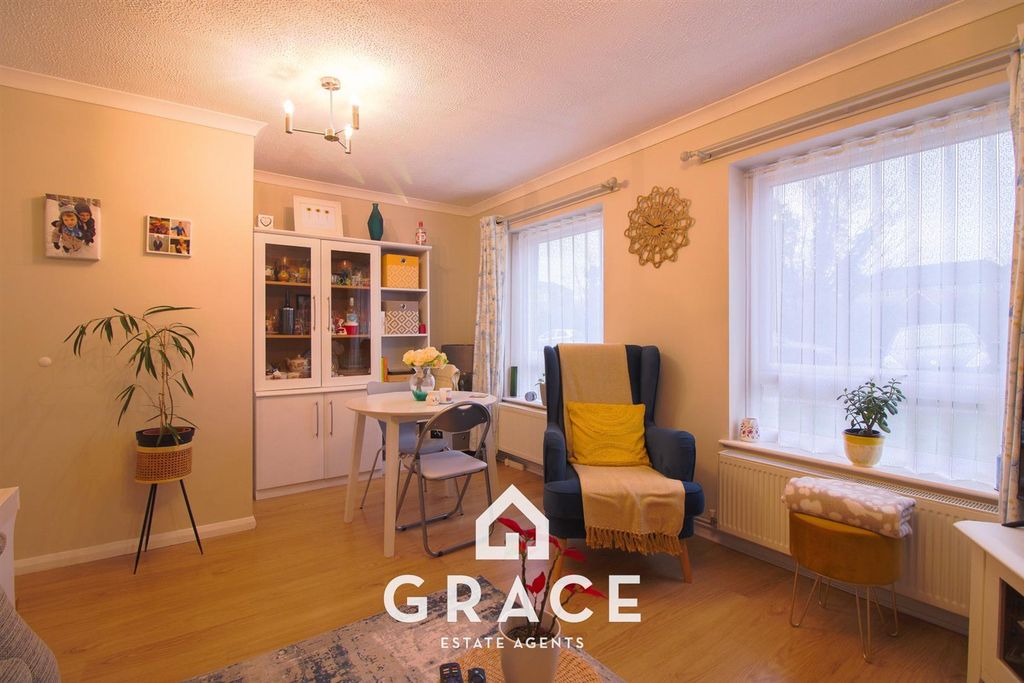 Property photo 2 of 7 Untitled_Hdr-4-2.Jpg