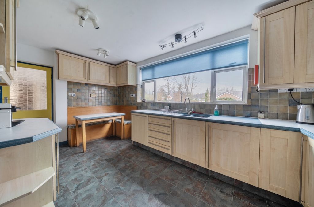 Property photo 3 of 23 1398149-8-69662d1Ec886c