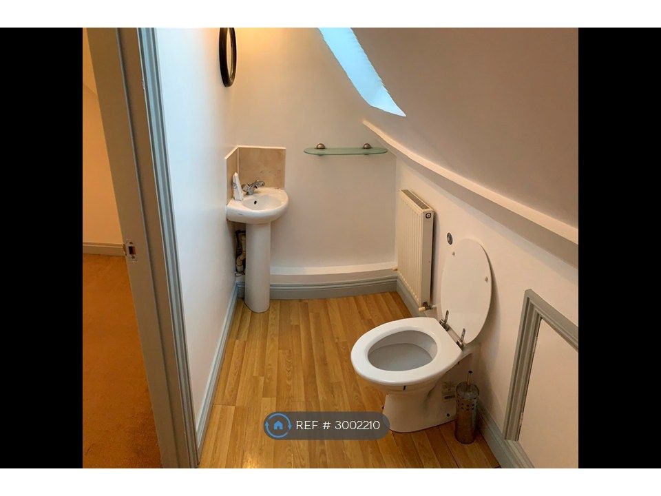 Property photo 3 of 7