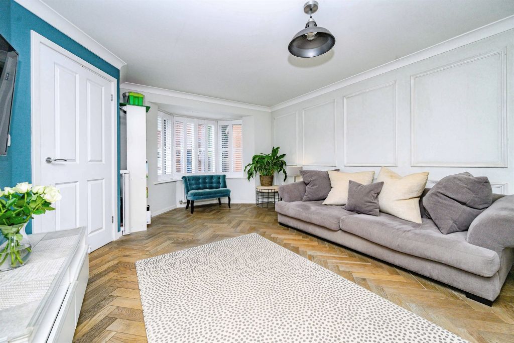 Property photo 3 of 17