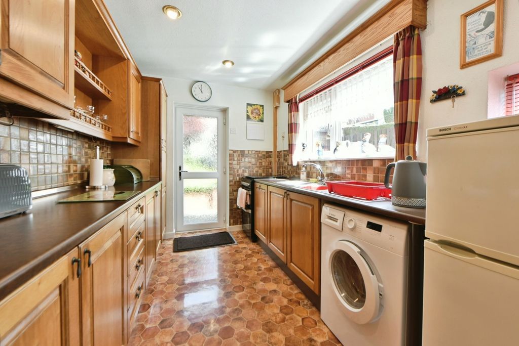 Property photo 3 of 19 Pbox-Img.Jpg