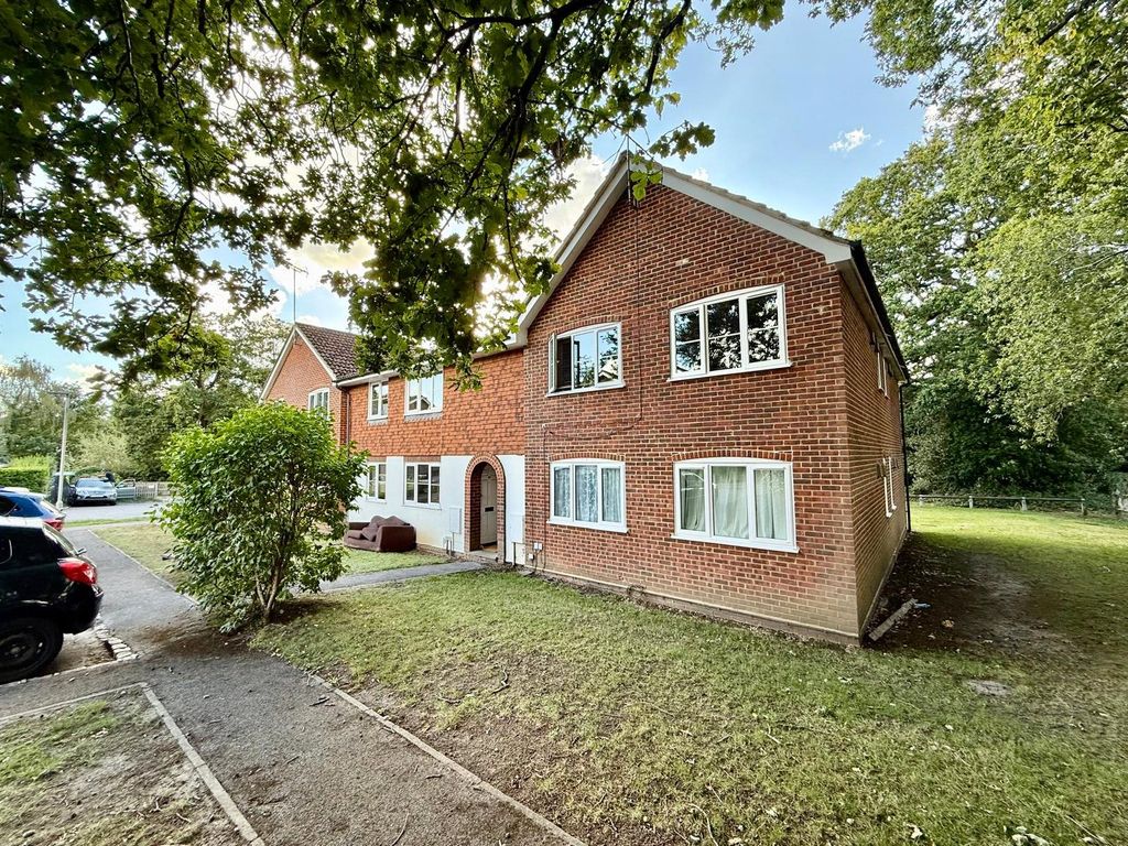 Property photo 1 of 6 Picture No. 08