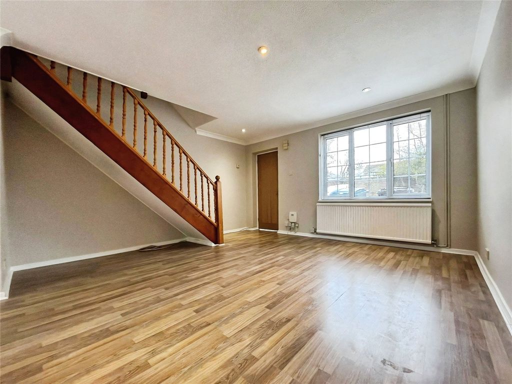 Property photo 3 of 9 Picture No. 12