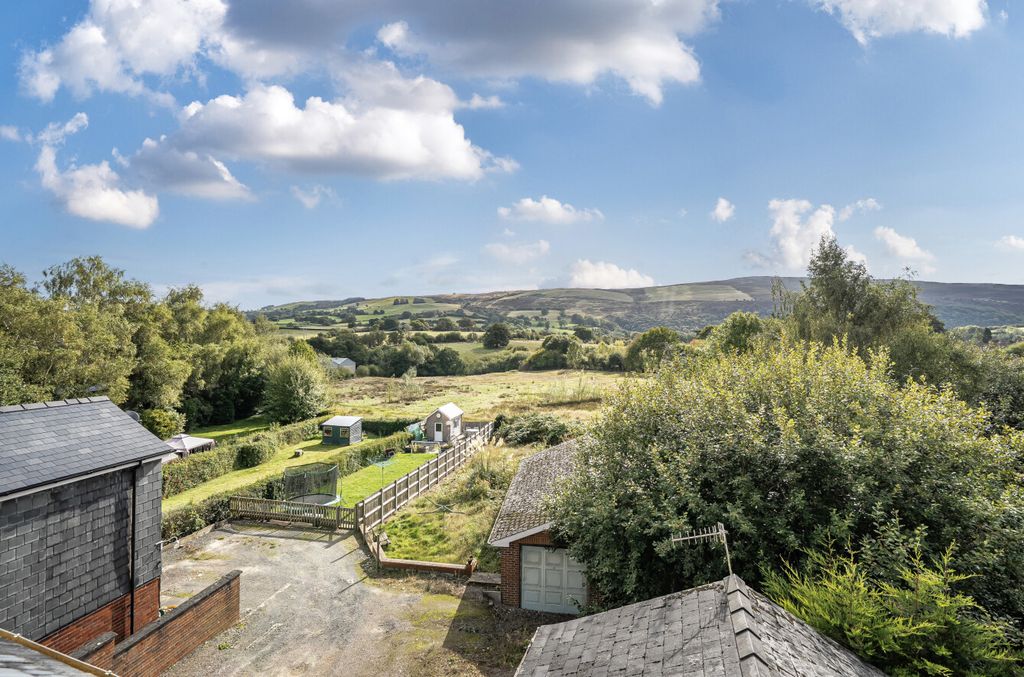 Property photo 2 of 24 1358881-6-68d579B...