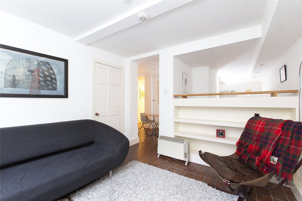 Property photo 2 of 14 Photo 2