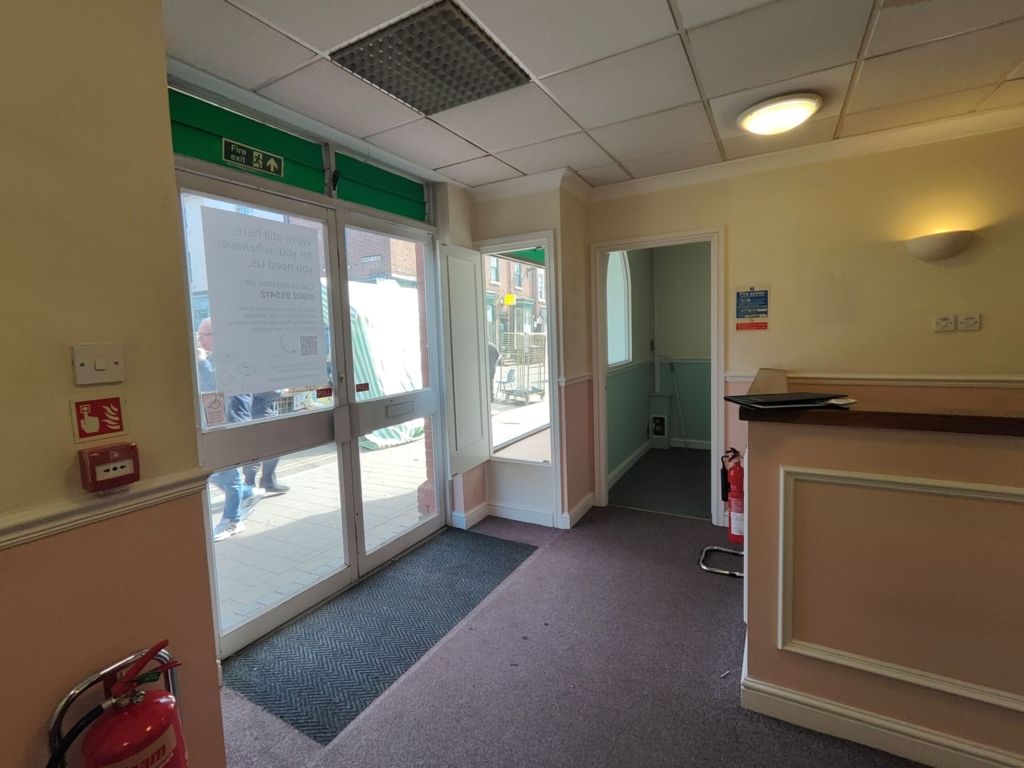 Property photo 3 of 6