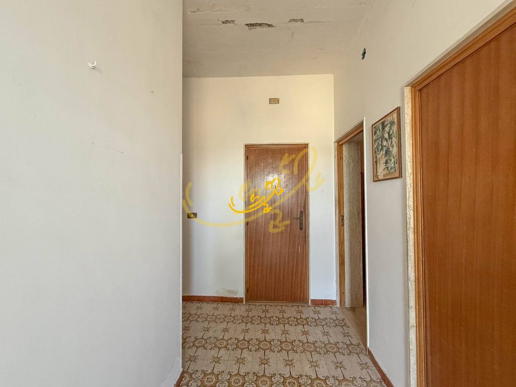Property photo 3 of 30