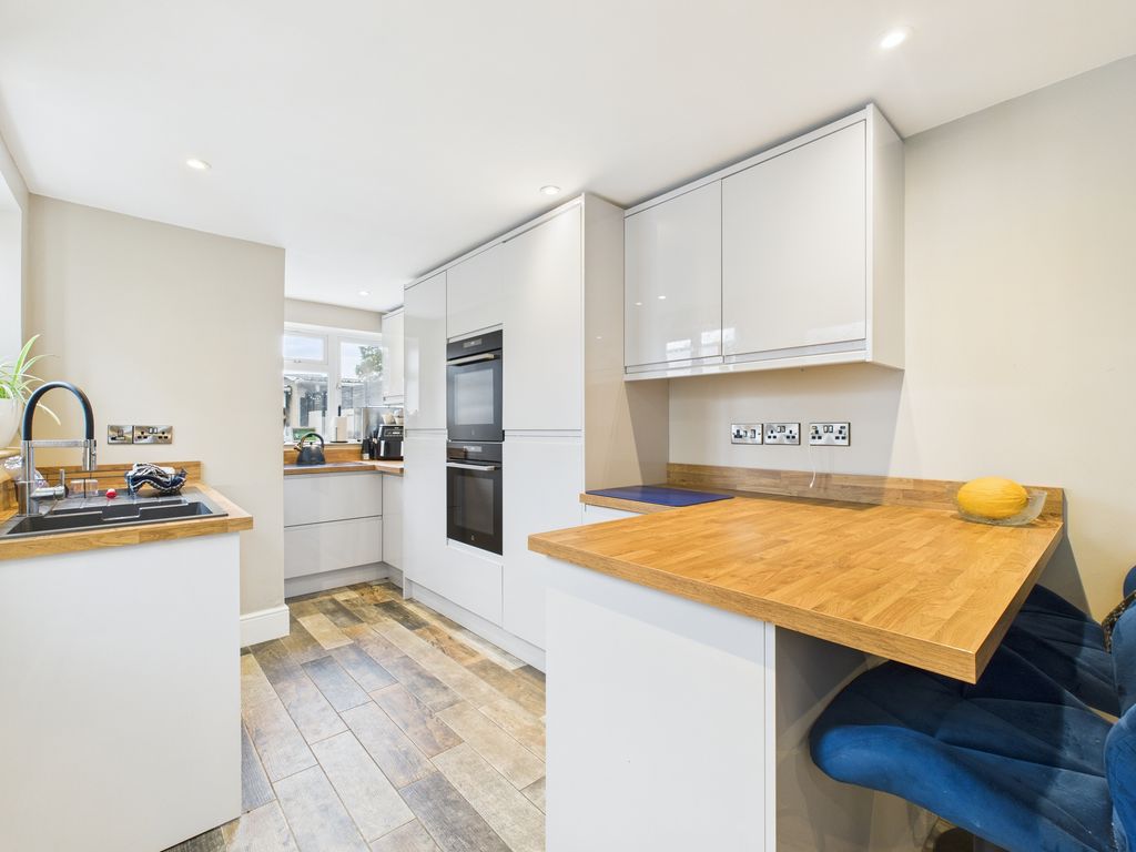 Property photo 2 of 16 Kitchen/Diner