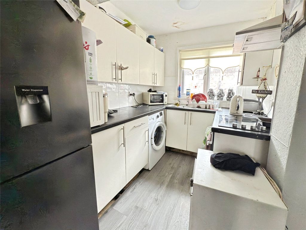 Property photo 2 of 9 Picture No. 07