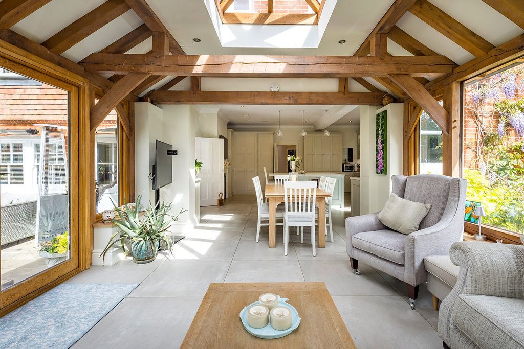 Property photo 3 of 48 Orangery