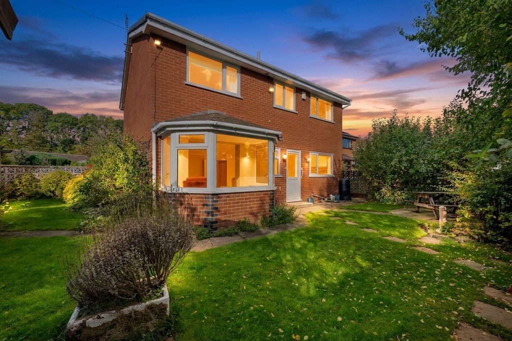 Property photo 1 of 51