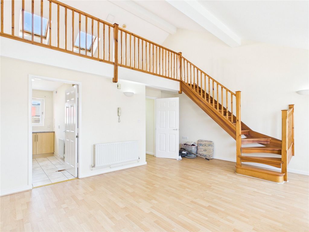 Property photo 2 of 9 Picture No. 06