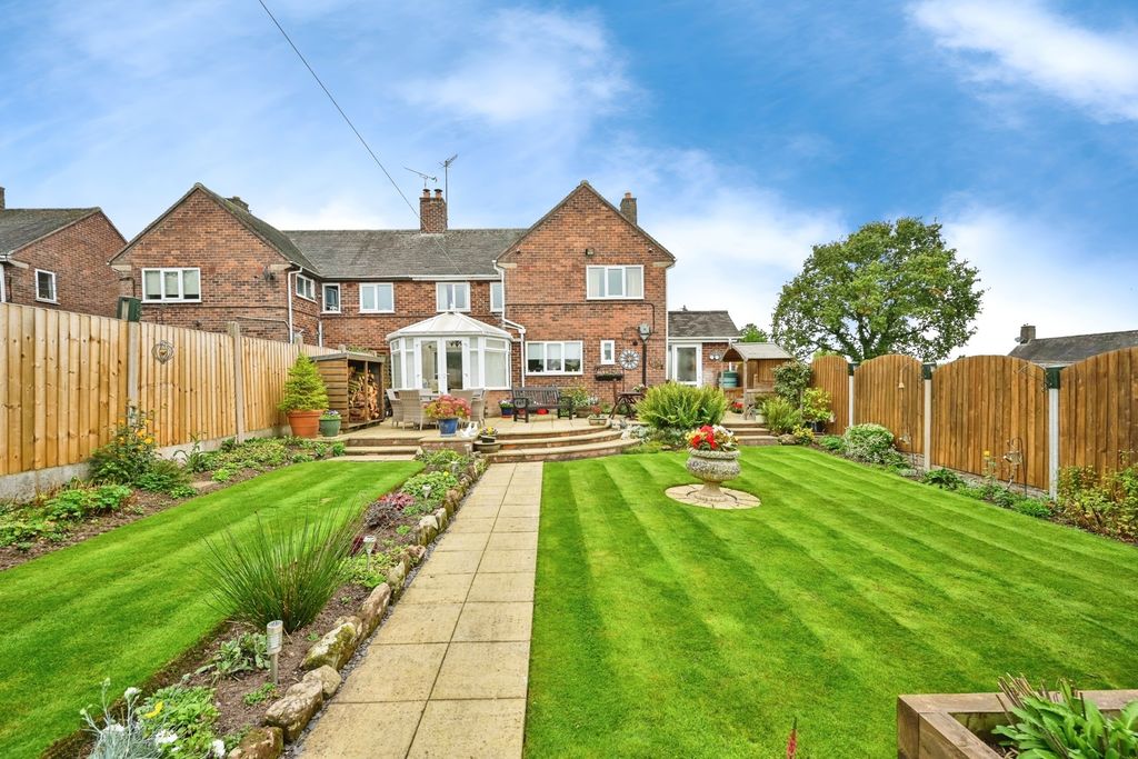 Property photo 3 of 13 Rear