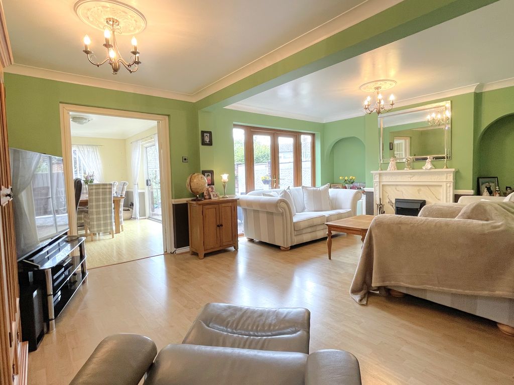 Property photo 3 of 16