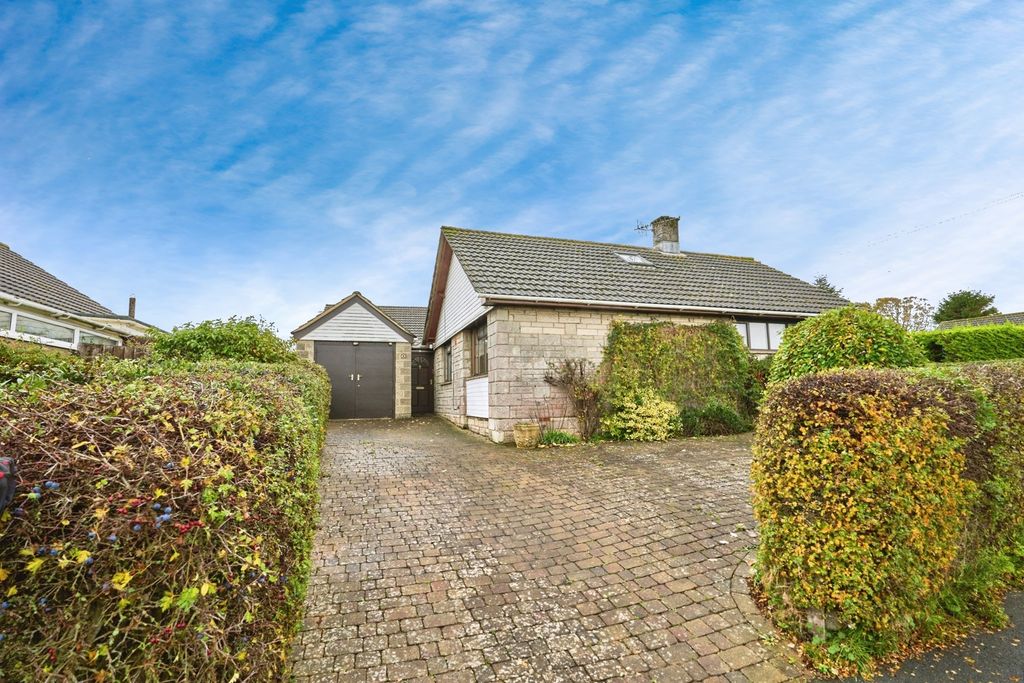 Property photo 1 of 17 Photo