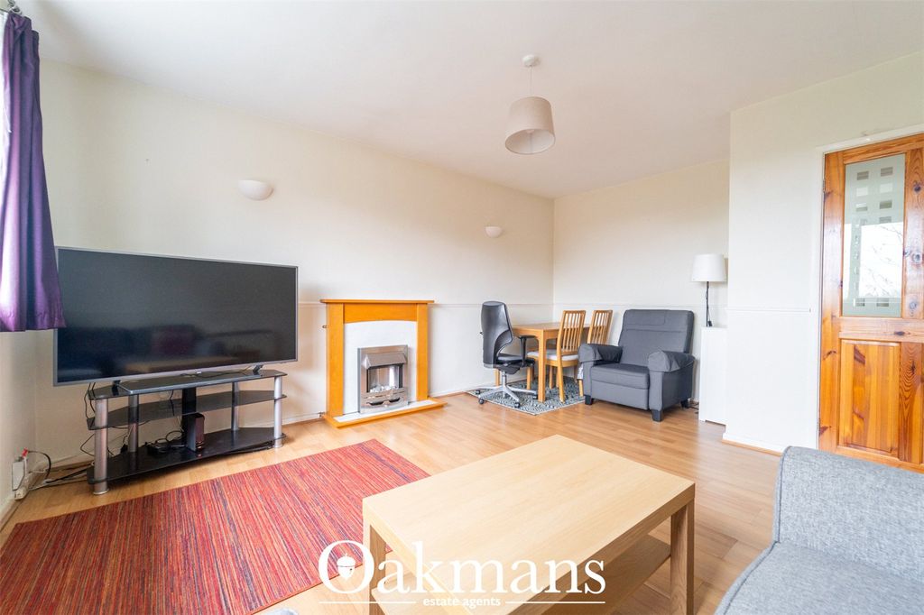 Property photo 2 of 22 Picture No. 16