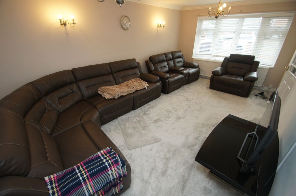 Property photo 2 of 14 Not Specified