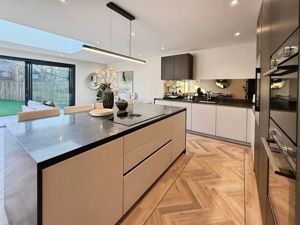 Property photo 3 of 58 Picture No. 88