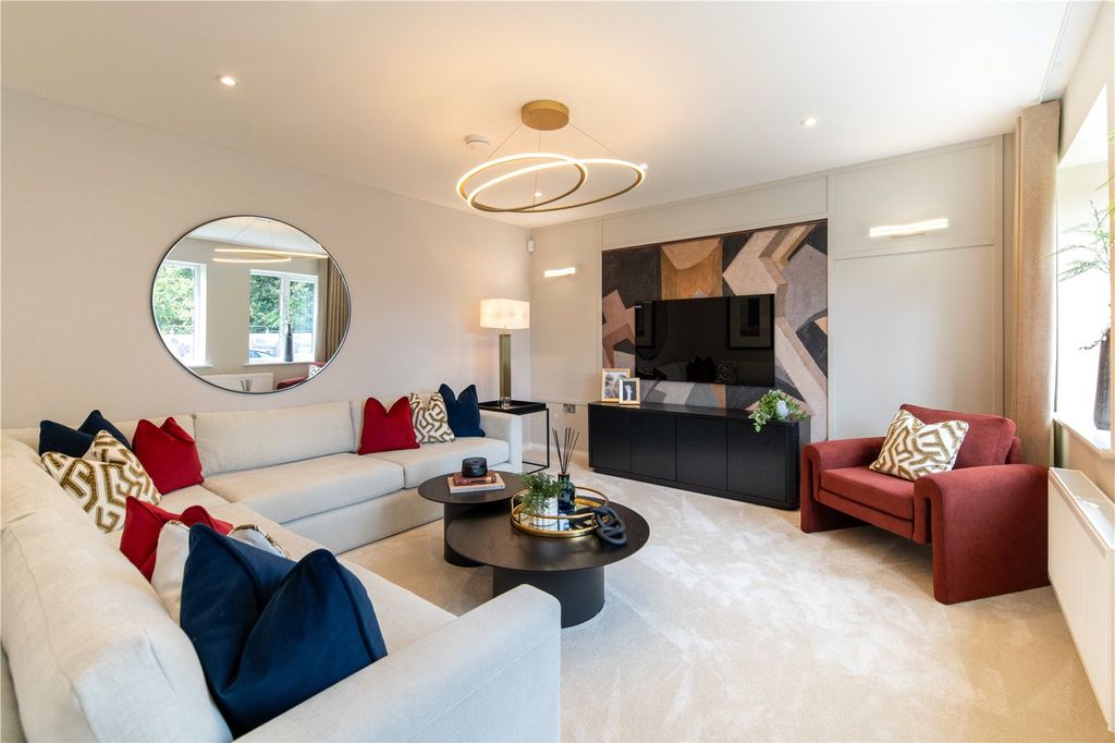 Property photo 2 of 18 Picture No. 34