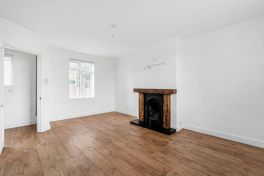 Property photo 2 of 12 1254266