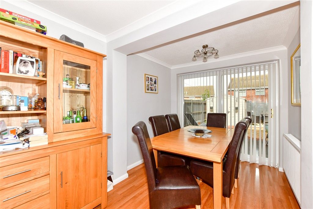 Property photo 3 of 13 Dining Area