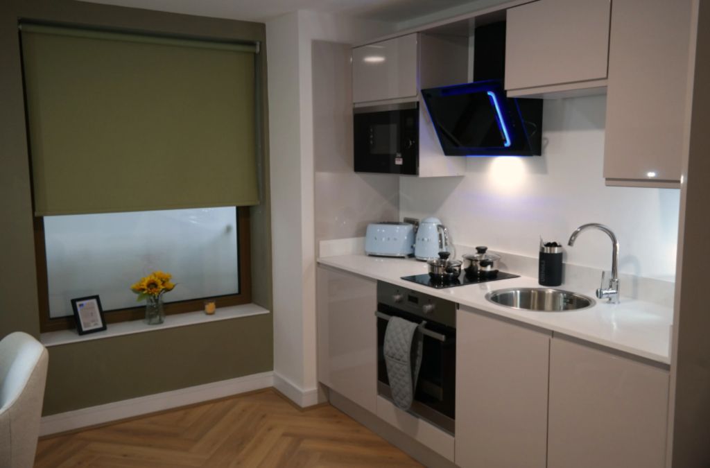 Property photo 2 of 9 Kitchen