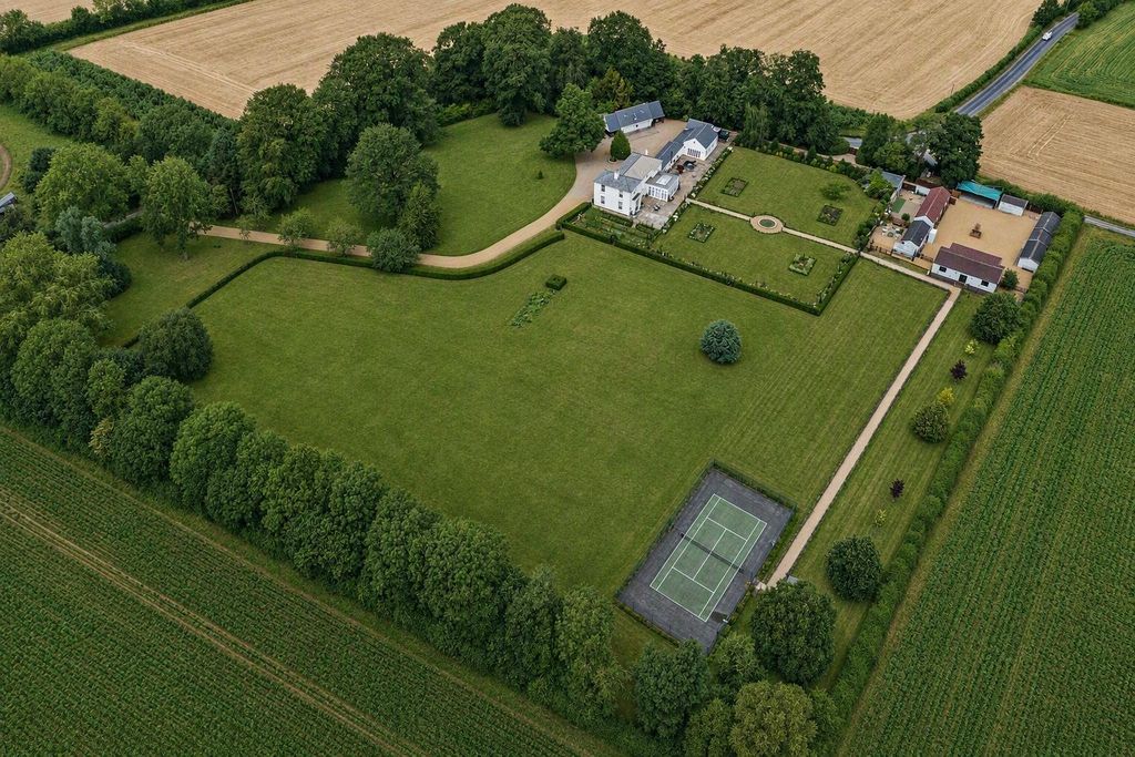 Property photo 1 of 36 Aerial